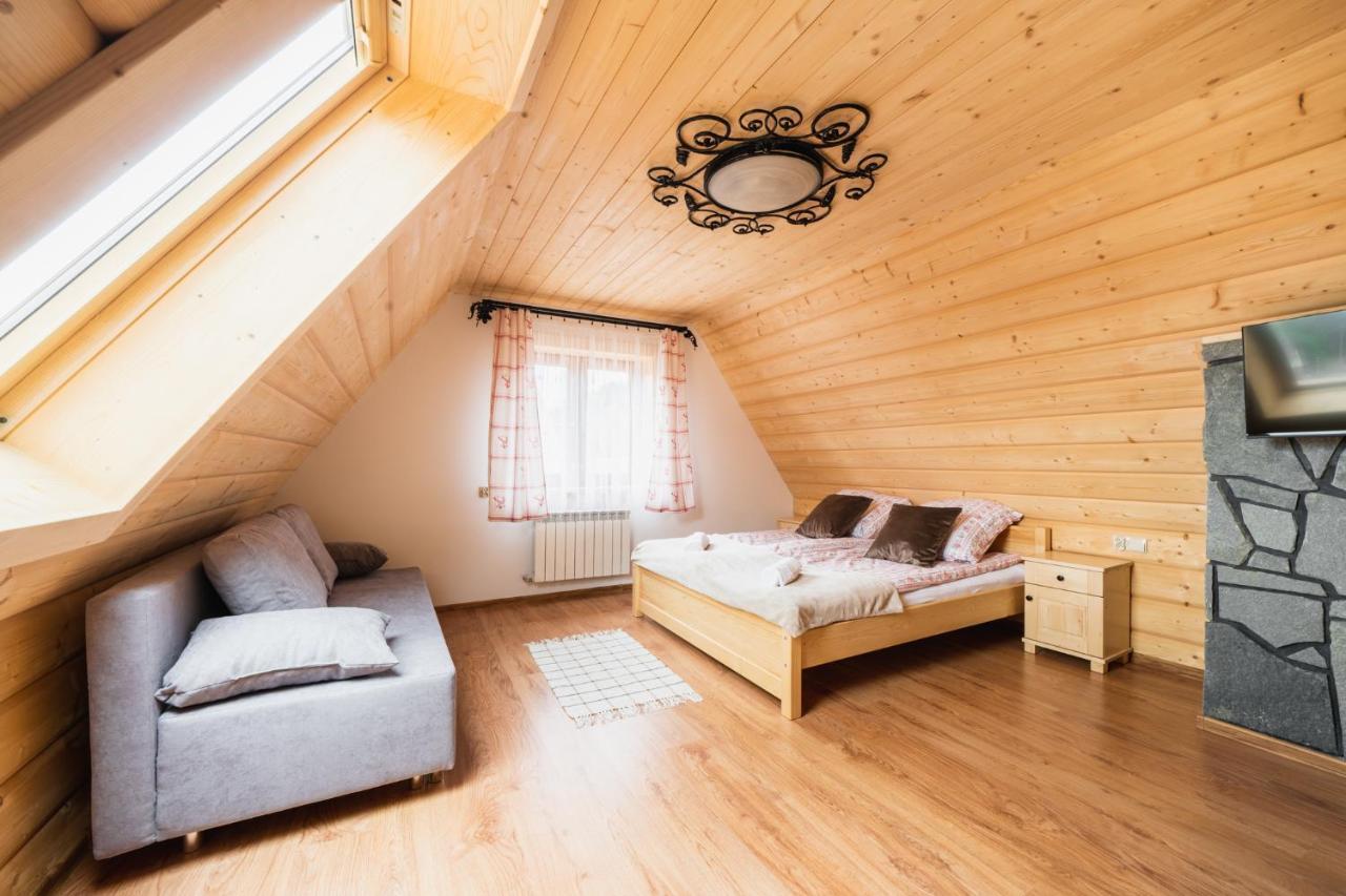 Pokoje Goscinne Pod Losiowkami Poronin Kültér fotó